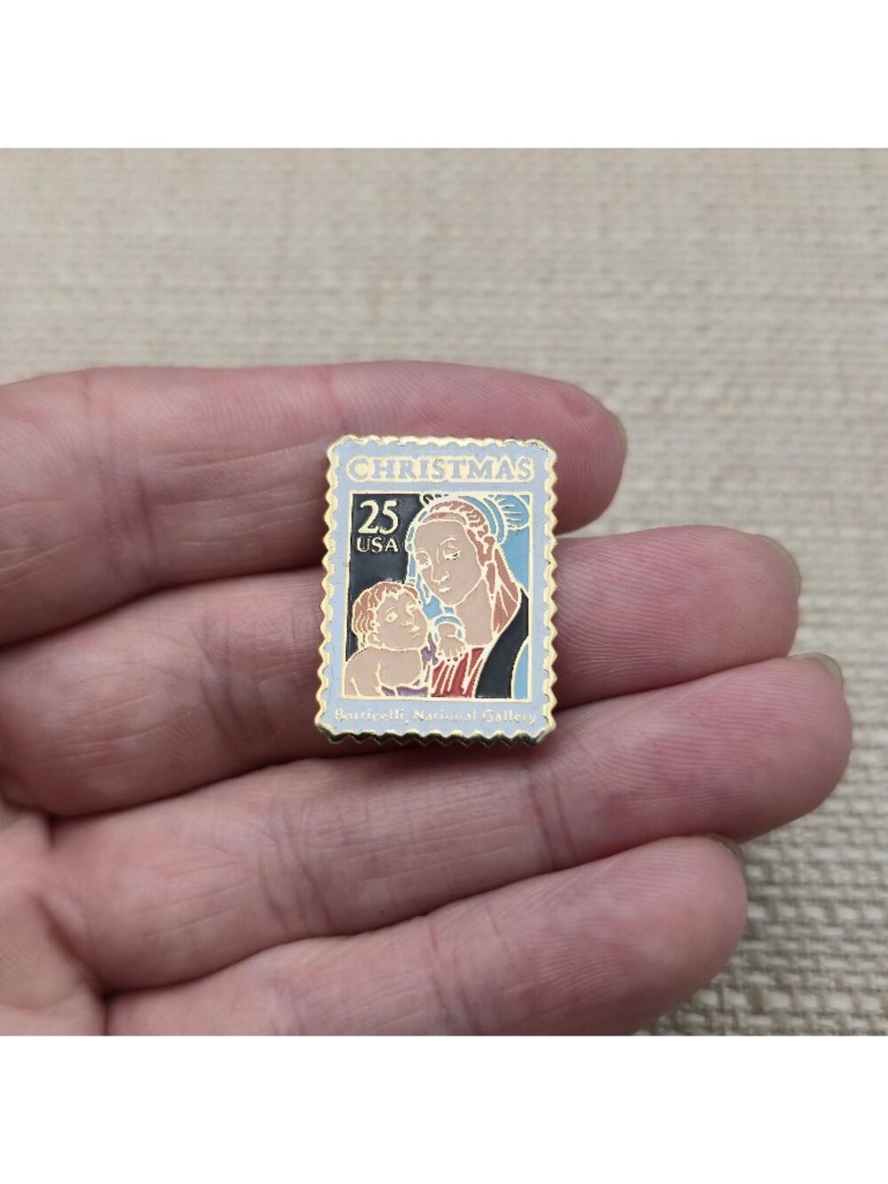 Vintage Christmas 25c US Stamp Botticelli Madonna Child Enamel Lapel Pin A8740